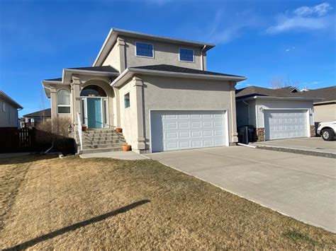 sold house fairmont Lethbridge